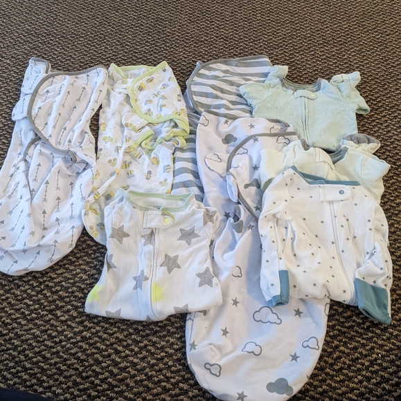 Big Baby Unisex Lot of Wraps One Piece Outfits